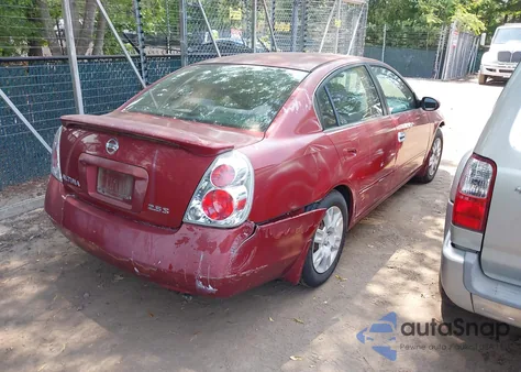 2005 Nissan Altima 2.5 S из США, поврежденный, VIN 1N4AL11D15C184301